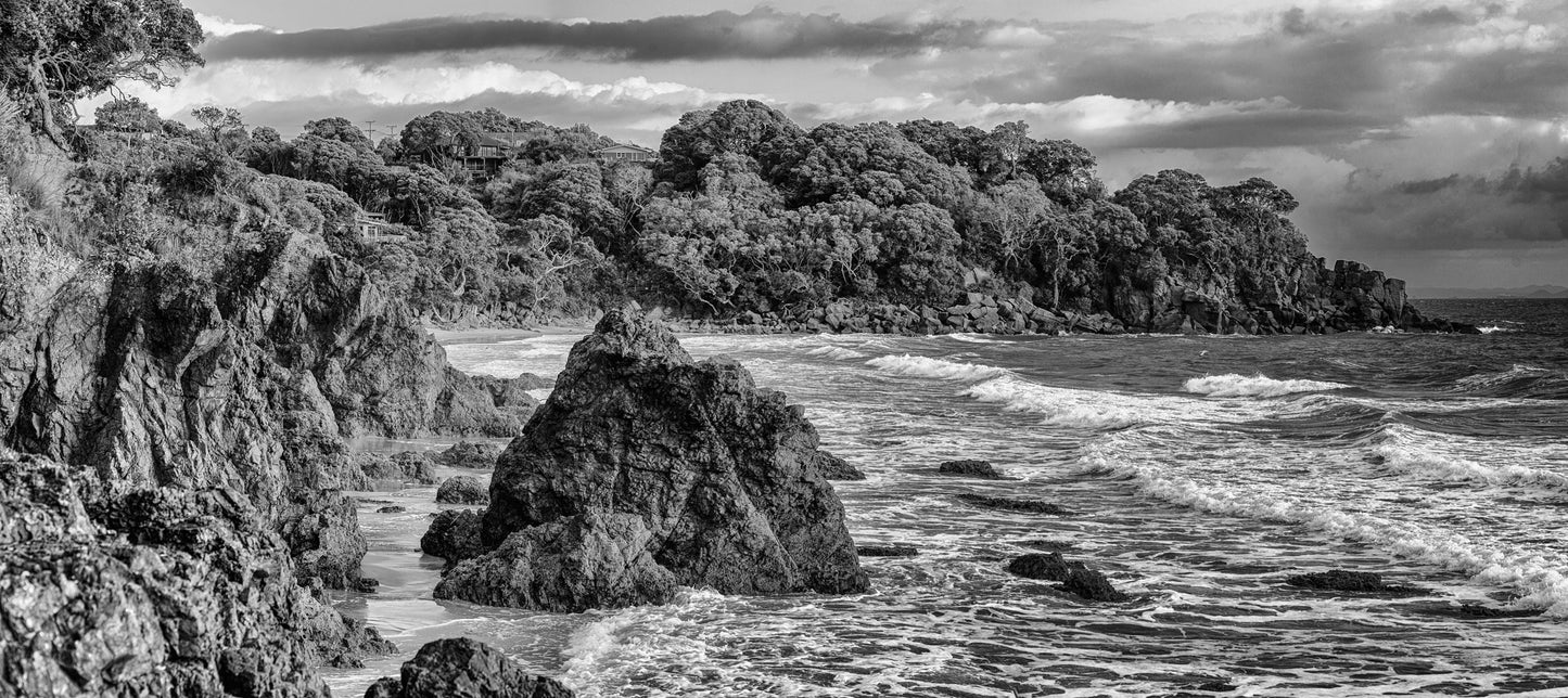 Ding Bay, Langs